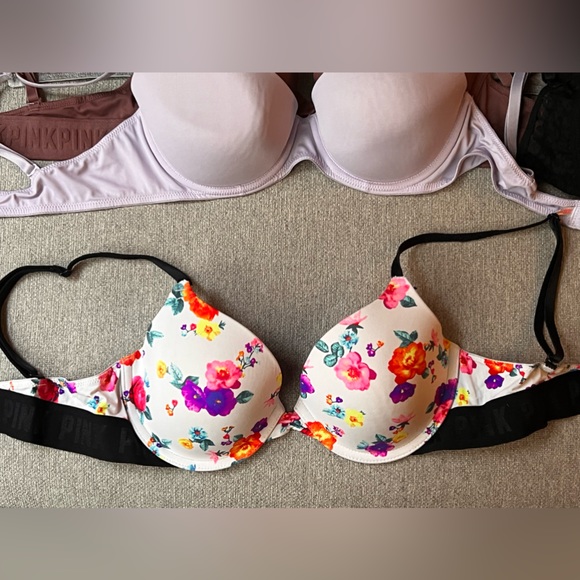 5 Pink Bras - some push up/ some t-shirt style - Picture 6 of 11